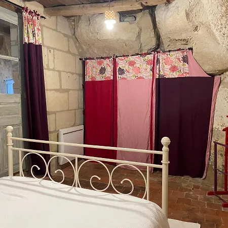 L'Escale Troglo Au Bord De La Loire Villa Souzay-Champigny Buitenkant foto